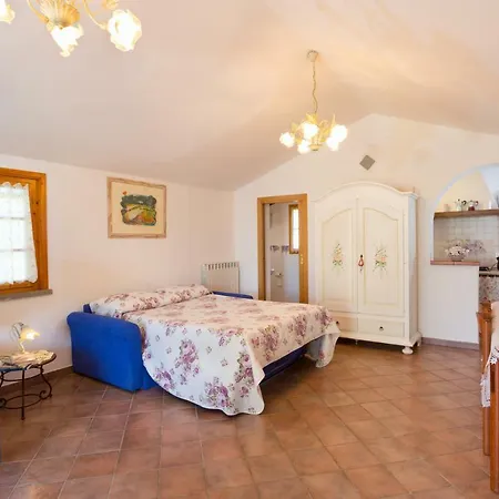 Piccolo Eden Lejlighed Vada